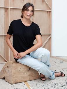 Short Sleeve Round Neck Tee via Urbankissed