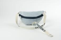 Fanny Pack #08: Light blue via UseDem