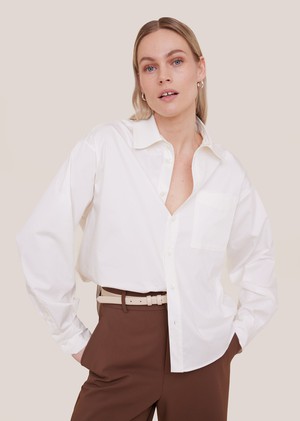 Wide fit cotton blouse from Vanilia