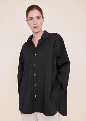 Oversized poplin blouse from Vanilia