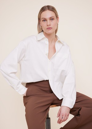 Wide fit cotton blouse from Vanilia