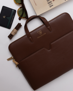 Saturn Laptop Bag from Veganologie Saturn Laptop Bag from Veganologie