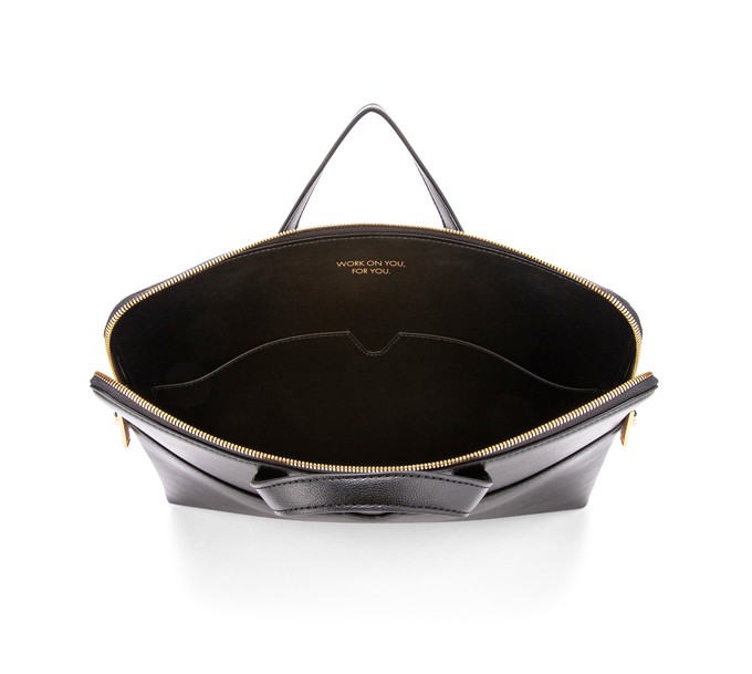 Saturn Laptop Bag from Veganologie Saturn Laptop Bag from Veganologie