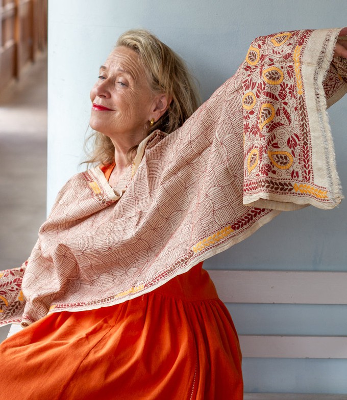 Nakshi Kantha sjaal Bruin-Goudgeel from Via India