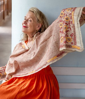 Nakshi Kantha sjaal Bruin-Goudgeel from Via India