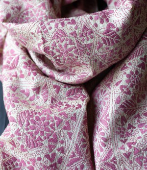 Nakshi Kantha sjaal Oud Roze from Via India