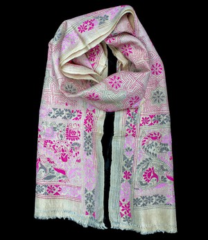 Nakshi Kantha sjaal Roze, Lichtroze en grijs from Via India