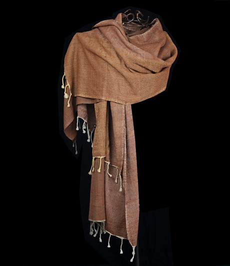 Goudbruine sjaal, wol met zijde, natuurlijke kleuren from Via India