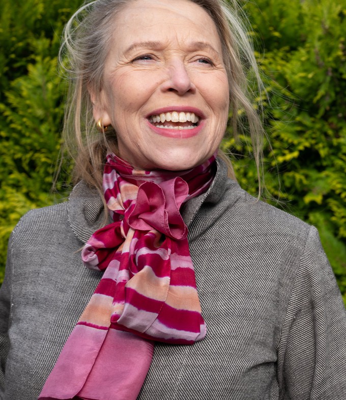 Zijden sjaal roze handgeverfd from Via India