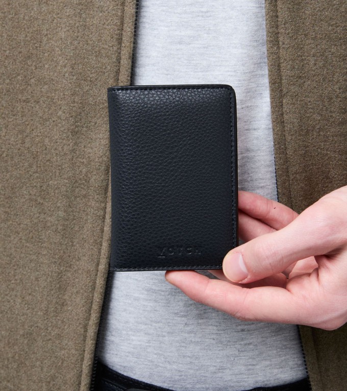 Wilf Vegan Bio-Based Bamboo Bifold Wallet in Black from Votch