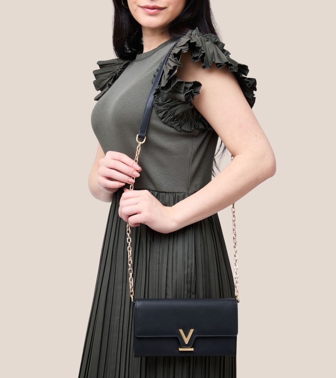 Luella Vegan Bio-Based Bamboo Leather Chain Purse in Black from Votch