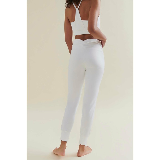 Fresher Cropped Tank - Diamond White from Wellicious