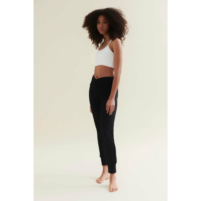 Best Yoga Pants - Opaque - Caviar Black from Wellicious