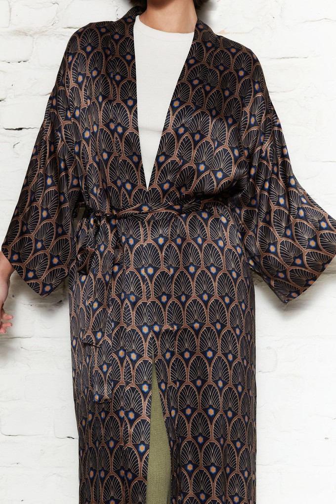 Liese Kimono metropolis from Yahmo