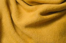 Extra Large Knitted Scarf | Sunny Ocre | 100% Alpaca Wool van Yanantin Alpaca