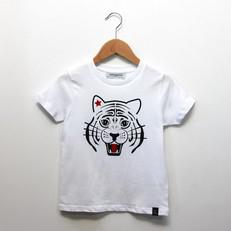 Kinder t-shirt ‘White as a snow tiger’ – White van zebrasaurus