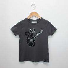 Kinder t-shirt ‘Django is worth the cat’ – Grey via zebrasaurus